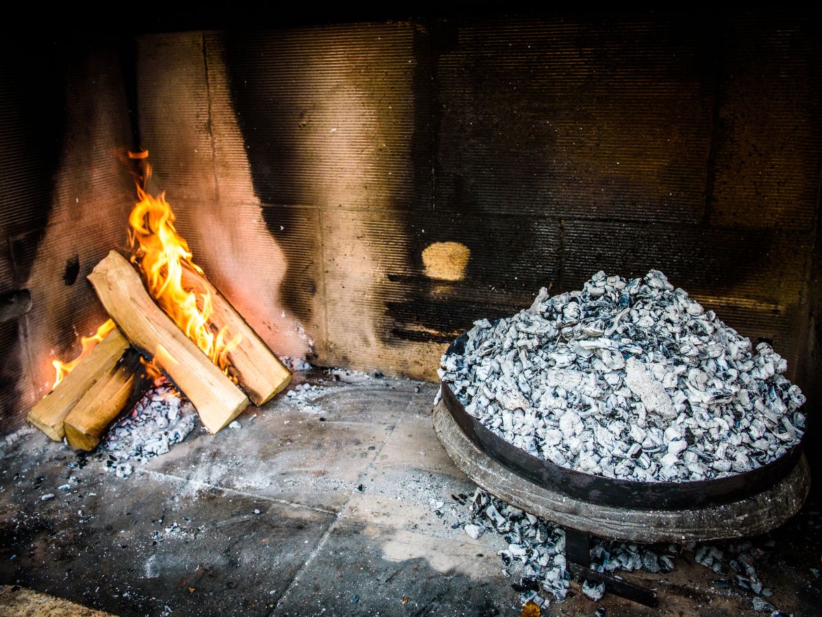 The Story of Peka: Dalmatia’s Slow-Cooked Secret Under the Bell