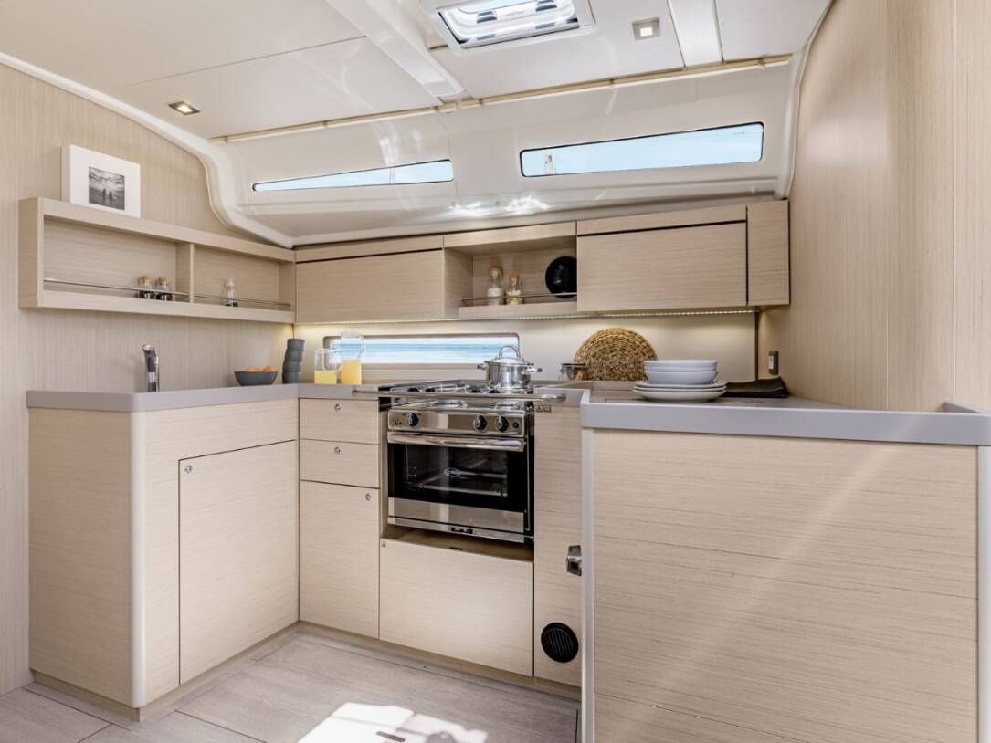 sailboat-oceanis-40.1.-albius-for-sale