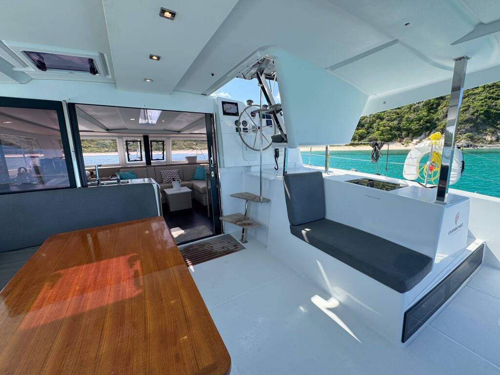 Fountaine Pajot Isla 40 Déjà Vu