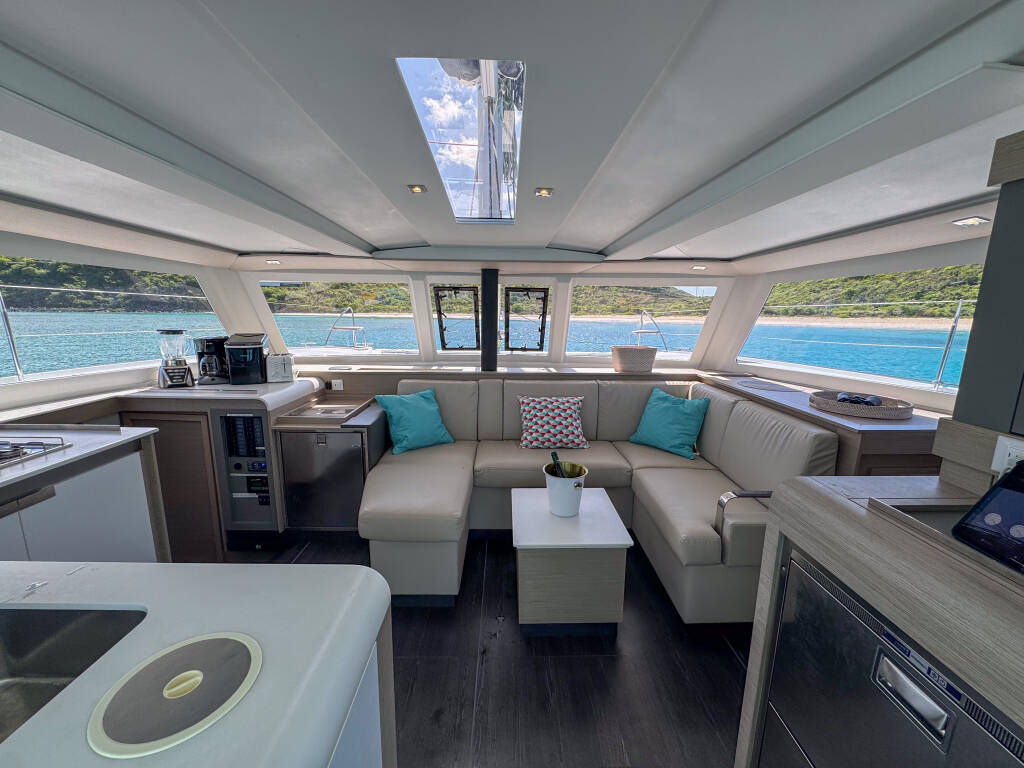 Fountaine Pajot Isla 40 Déjà Vu