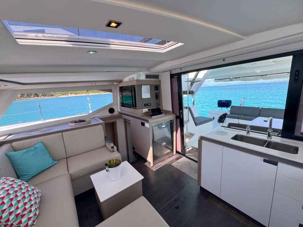 Fountaine Pajot Isla 40 Déjà Vu