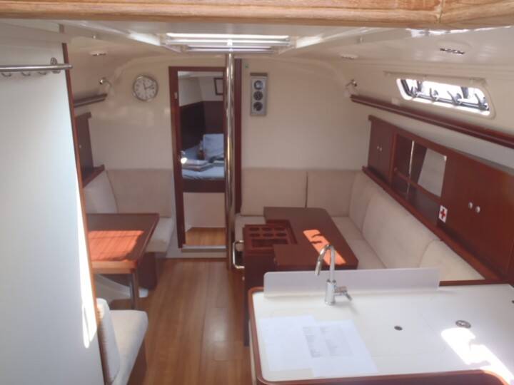 Hanse 375 Baba Yaga