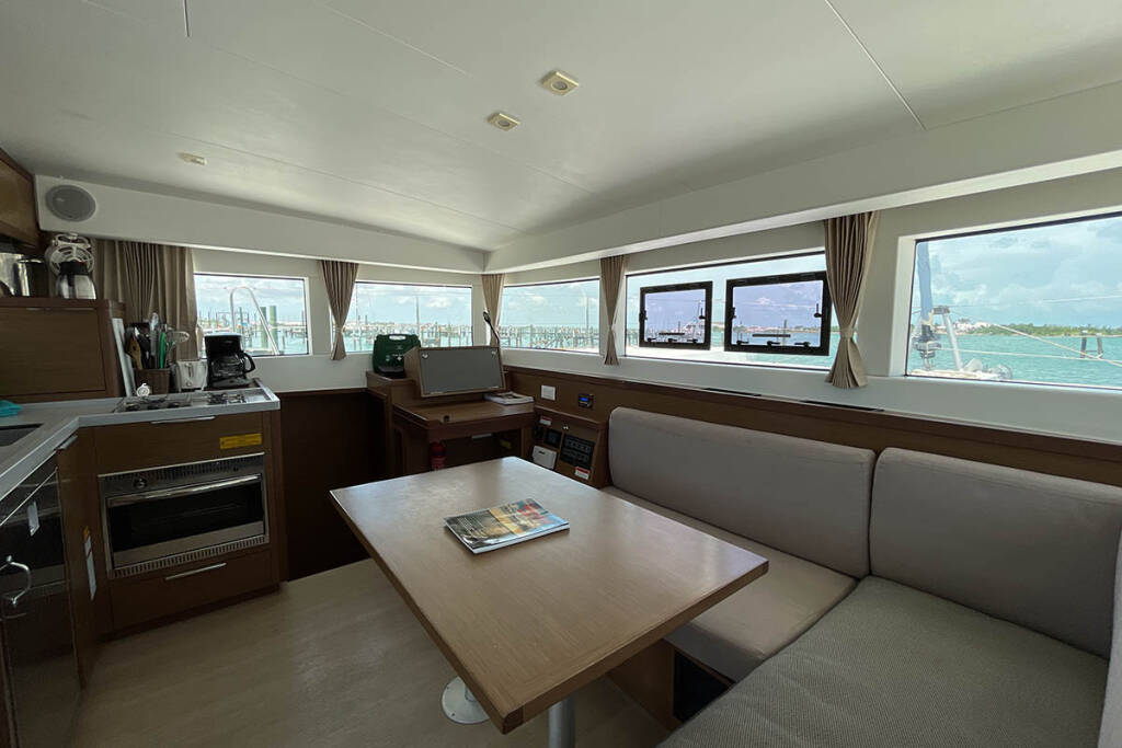 Lagoon 40 Queen Marry II