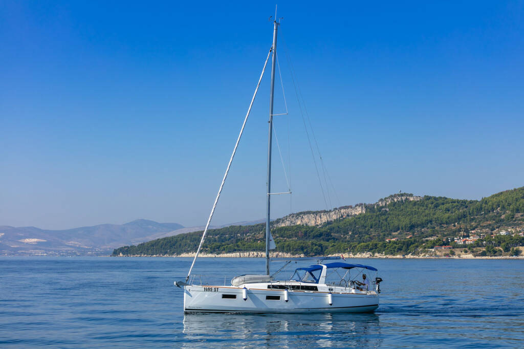 Oceanis 38.1 Anima Maris I