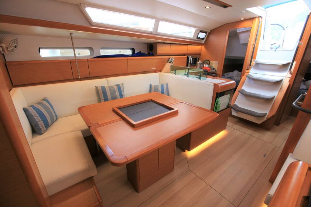 Sun Odyssey 419 Jillsee