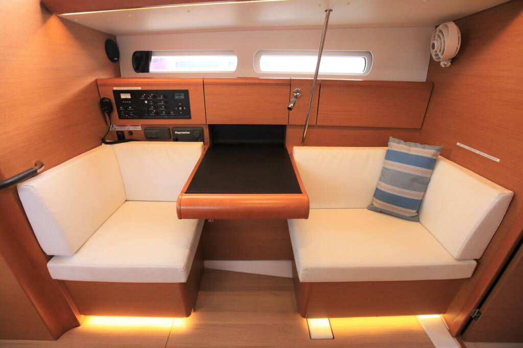 Sun Odyssey 419 Jillsee